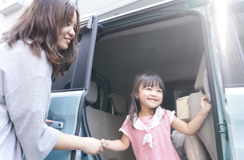 one box Japan private car
