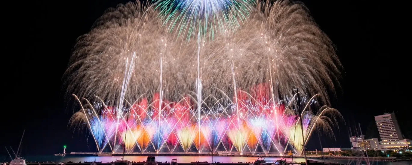 为什么日本夏天一定要看花火大会?背后的意义和最佳观赏地推荐 – 日本包车 – 东京大阪包车游 | 私人包车游 – Japan Private Tour